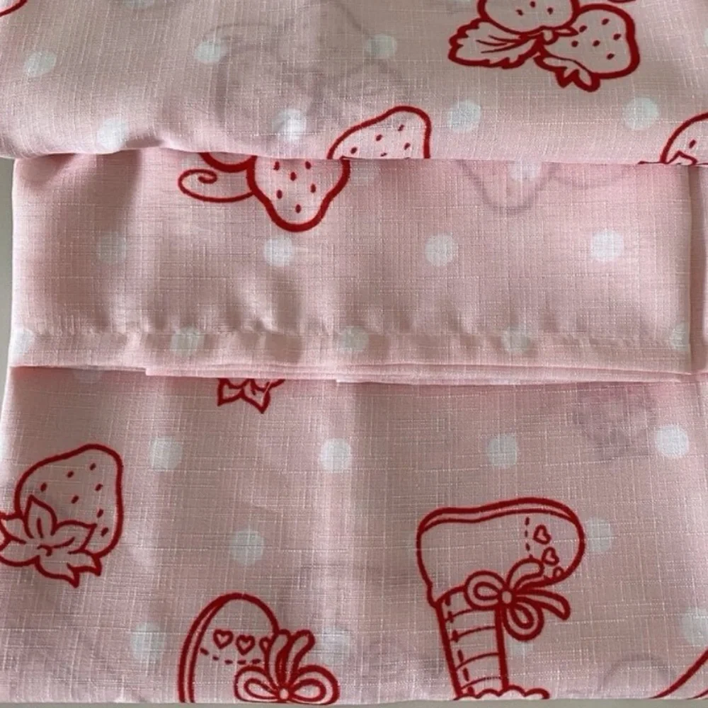 Strawberry Shortcake Shower Curtain Set 🍓